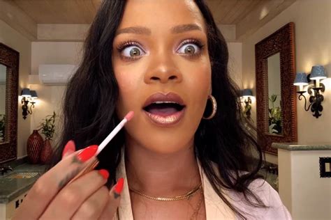 10 Relatable Moments From Rihanna's Makeup Tutorial