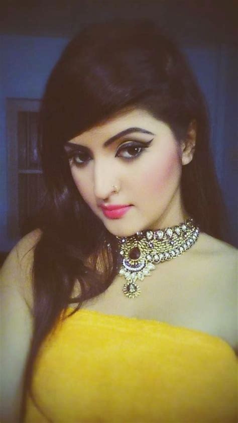 Pori Moni Hot Sexy Image