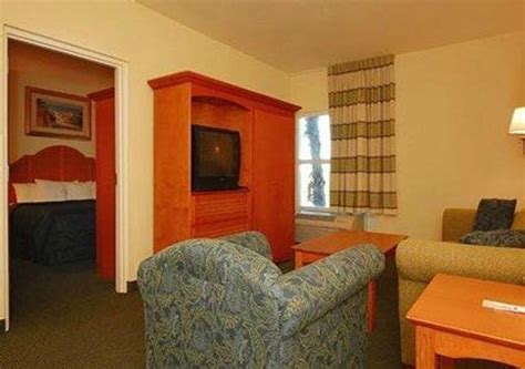 Comfort Inn - Prices & Hotel Reviews (Destin, FL) - TripAdvisor