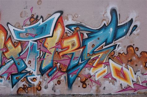 Street Art Graffitis Fresques Murales Ivry Sur Seine Le