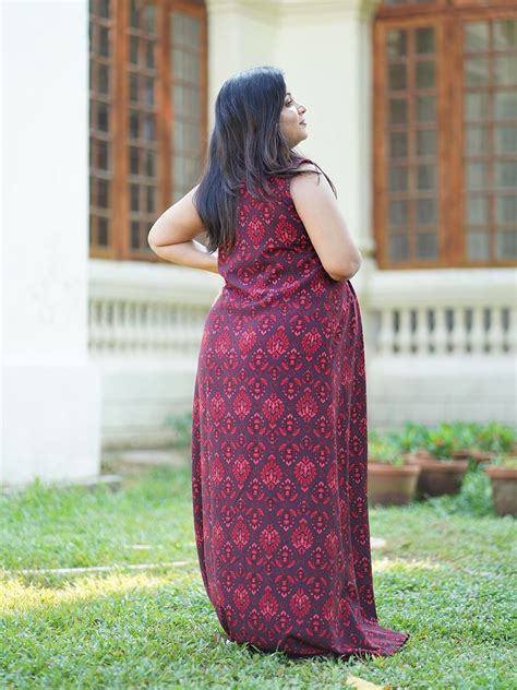 Maternity Photoshoot Gown Brown