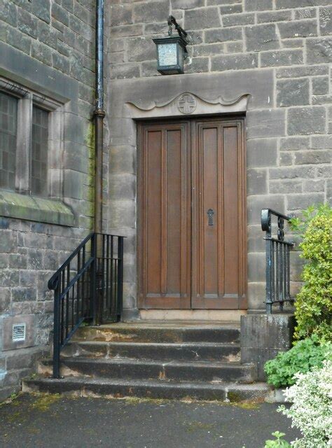 St Margaret S Church Doorway Richard Sutcliffe Geograph Britain