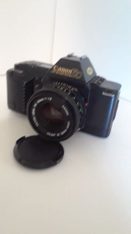 Canon T70 Film Camera (CLA) | Cameras & Camcorders | Gatineau | Kijiji