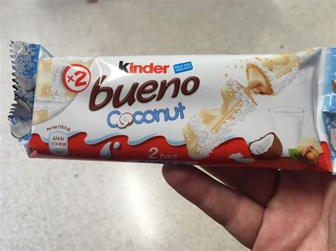 A Review A Day Todays Review Kinder Bueno Coconut
