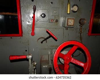 Steam Locomotive Interior Stock Photo 624735362 | Shutterstock