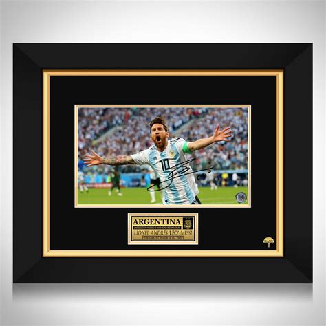 Lionel Messi Argentina World Champion Photo Limited Signature Edition