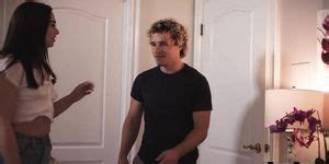 Horny Teen Sophia Burns Seduced Robby Echo To Fuck Her Jamie Michelle Tnaflix