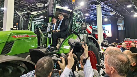 Fendt 728 Vario Wins Innovation Award In Hungary