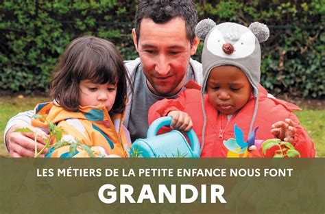 Les M Tiers De La Petite Enfance Nous Font Grandir Signes Mains