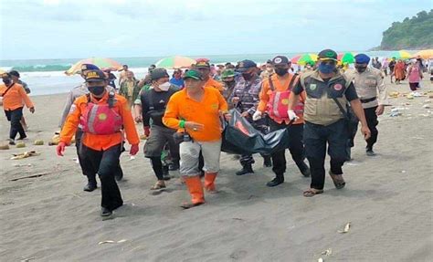 1 Lagi Korban Tergulung Ombak Di Pantai Suwuk Kebumen Ditemukan