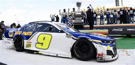 Chase Elliott Wins 2020 Nascar Championship Gm Authority