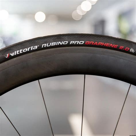 Vittoria Rengas Rubino Pro IV Fold G2 32 622 700x32c Bicycle Tyres