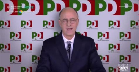 Fratelli Di Crozza Letta Presenta La Bussola Del PD Con Le Domandone