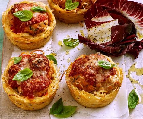 Spaghetti Nest With Tomato Meatballs Filling Recipe Recipe Food To Love