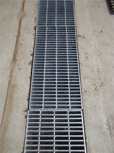 Mild Steel Grating For Industrial Size X Mm At Kg In