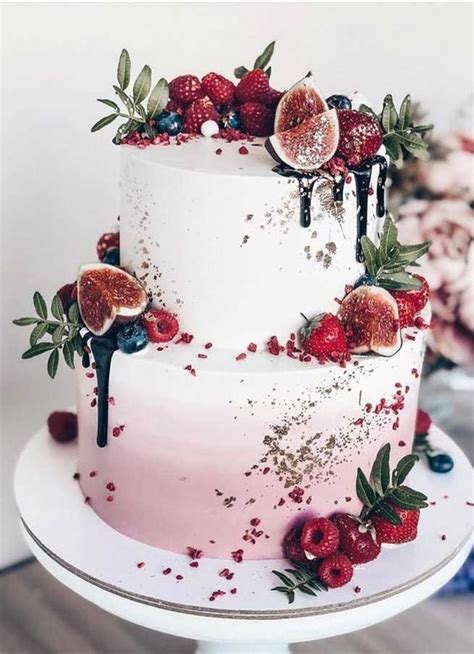 Fabulous Ombre Wedding Cakes Weddingomania