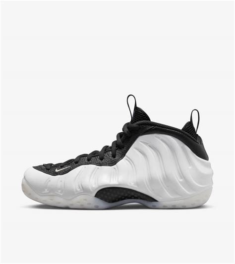 Fecha De Lanzamiento Del Air Foamposite One White And Black Dv0815