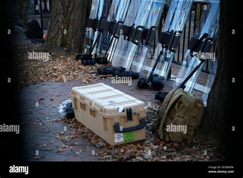 Us Capitol Riot Shields Hi Res Stock Photography And Images Alamy