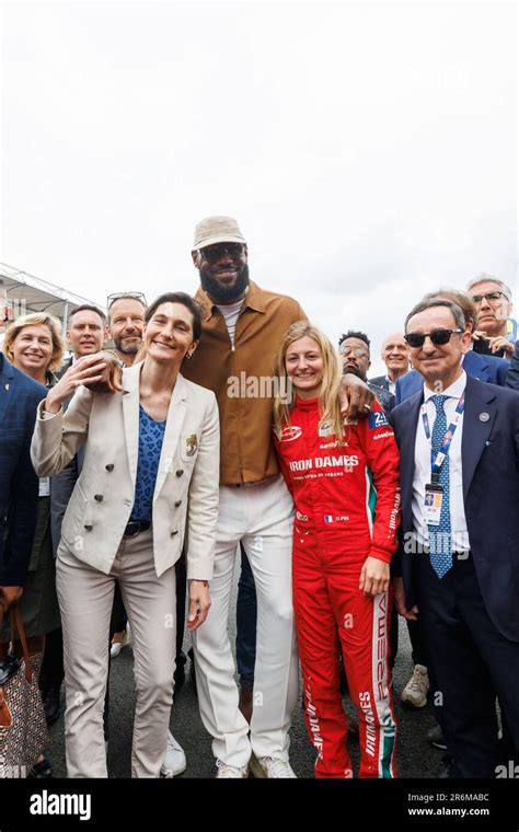 Le Mans France Th June Lebron James Et La Ministre Des