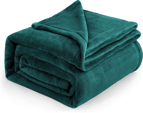 Bedsure Fleece Blankets King Size Emerald Green Soft Lightweight