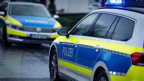 Messerangriff In Karlsruhe Polizei Nimmt J Hrigen Fest Baden