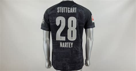 Getragenes Auswärtstrikot von VfB Star Nikolas Nartey