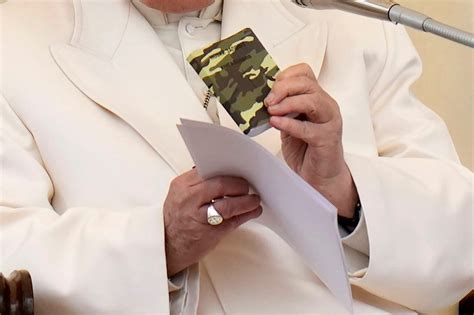 Pope Shows Rosary Of Slain Ukrainian Soldier Denounces ‘madness Of War