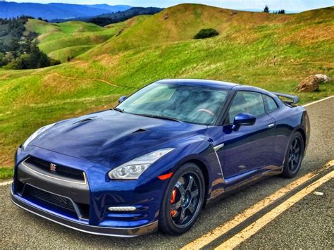 2015 Nissan Gt R Road Test And Review Autobytel