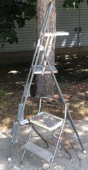 Step Stool Ladder And Ft Ladder Sherwood Auctions