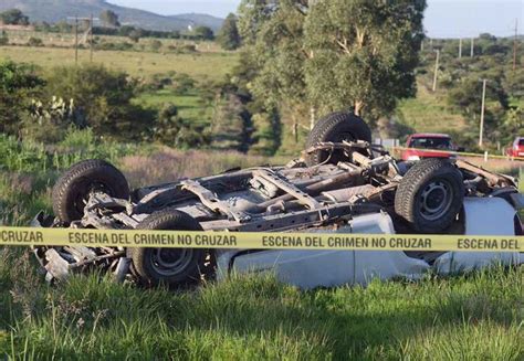 Tras Volcadura Muere Menor En Aguascalientes