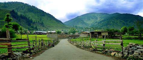 Leepa Valley Tourist Guide Location Architecture And Beautiful Pictures