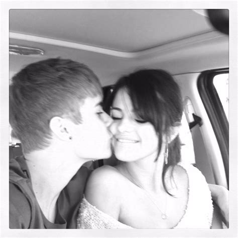 Justin Bieber Y Selena Gómez Se Van De Picnic