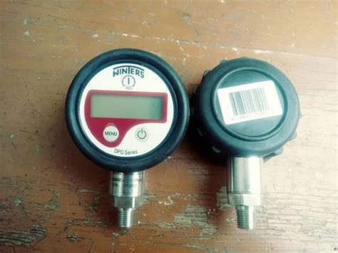 Winter Canada Black Winters Digital Pressure Gauge Model No DPG222R11