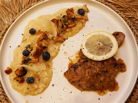 Scaloppine Al Limone An Pfifferlings Risotto Mit Heidelbeeren Von