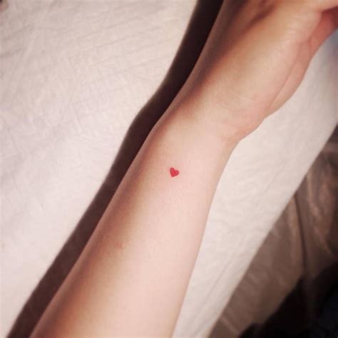 Small Minimalist Heart Tattoo - Wiki Tattoo