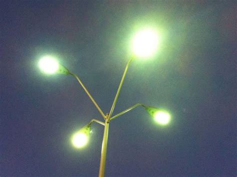 Mercury Vapor Street Light