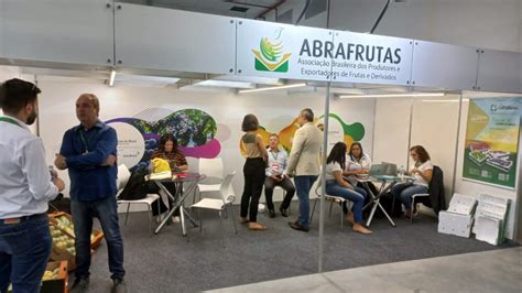 Abrafrutas Marca Presen A No Xvii Congresso Brasileiro De Fruticultura