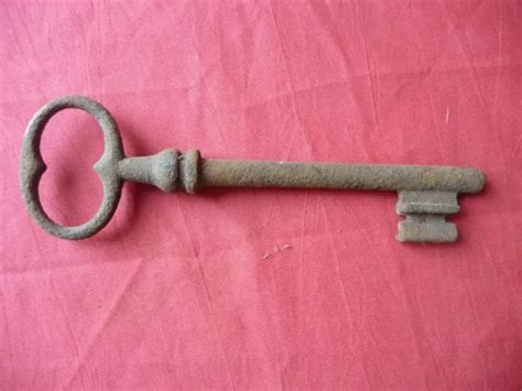 ANCIENNE CLEF CLÉ 142mm fer Antica Chiave in ferro old iron key alten