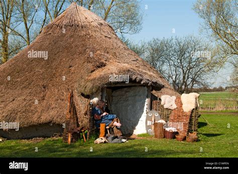 Reproduction Of A Bronze Age Round House At Flag Fen Archaeology Park