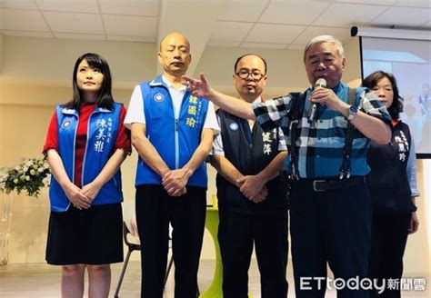 拍韓國瑜肩膀 基督教牧師：老弟！你要為台灣人民站起來 Ettoday地方新聞 Ettoday新聞雲