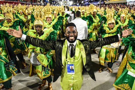 Ti Ti Ti Do Samba Noticias Tudo Sobre Samba Mestre Vitinho Segue