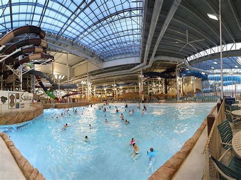 Kalahari Resorts Indoor Water Park Retractable Skylight