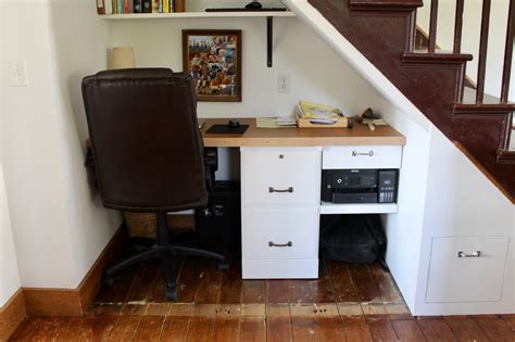 an under-the-stairs office nook – Jennifer Murch