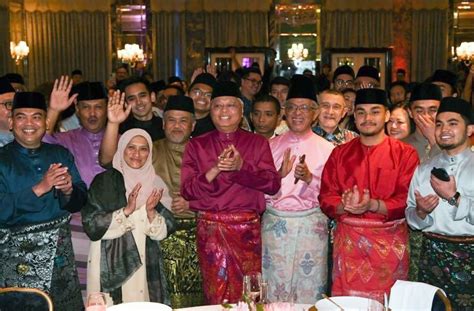 Sambutan Hari Raya Aidilfitri Bersama Keluarga Malaysia