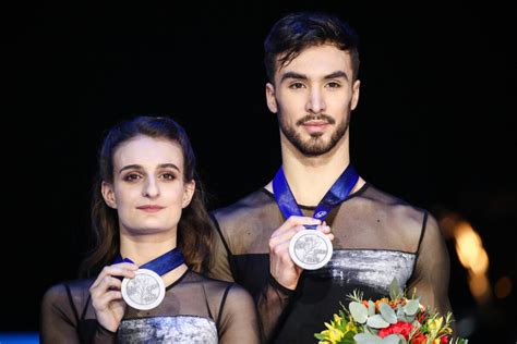 Photo Gabriella Papadakis Et Guillaume Cizeron Remportent Une