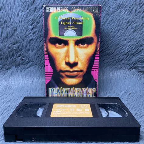 Johnny Mnemonic Vhs 1995 Columbia Keanu Reeves Dolph Lundgren Classic