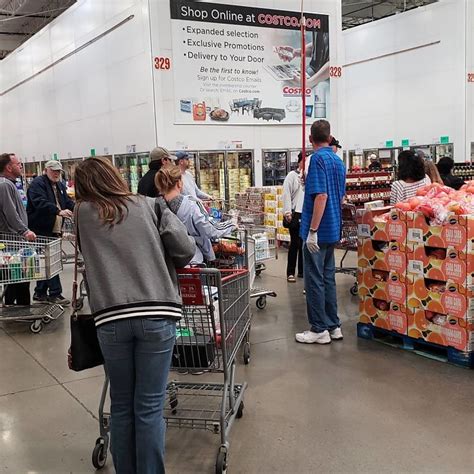 Costco Employee Shares Pictures To Show How Panic Buying Has Affected ...