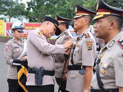 Kapolresta Kupang Kota Kombes Pol Aldinan Manurung Pimpin Sertijab