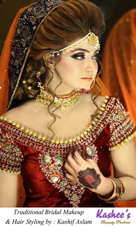 Glamorous Makeup N Hairstyling By Kashif Aslam At Kashees Beauty Parlour Pakistani Wedding