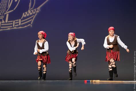 Reportage De Patrick Leroy Sur Le Gala De Danse Annuel Organis Par Le